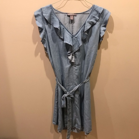 Kate & Mallory Sleeveless ruffled Dress 1X Chambray - Picture 1 of 5